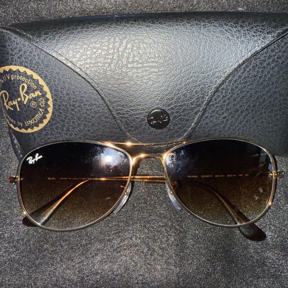 Ray-Ban Classic Gold Frame Sunglasses